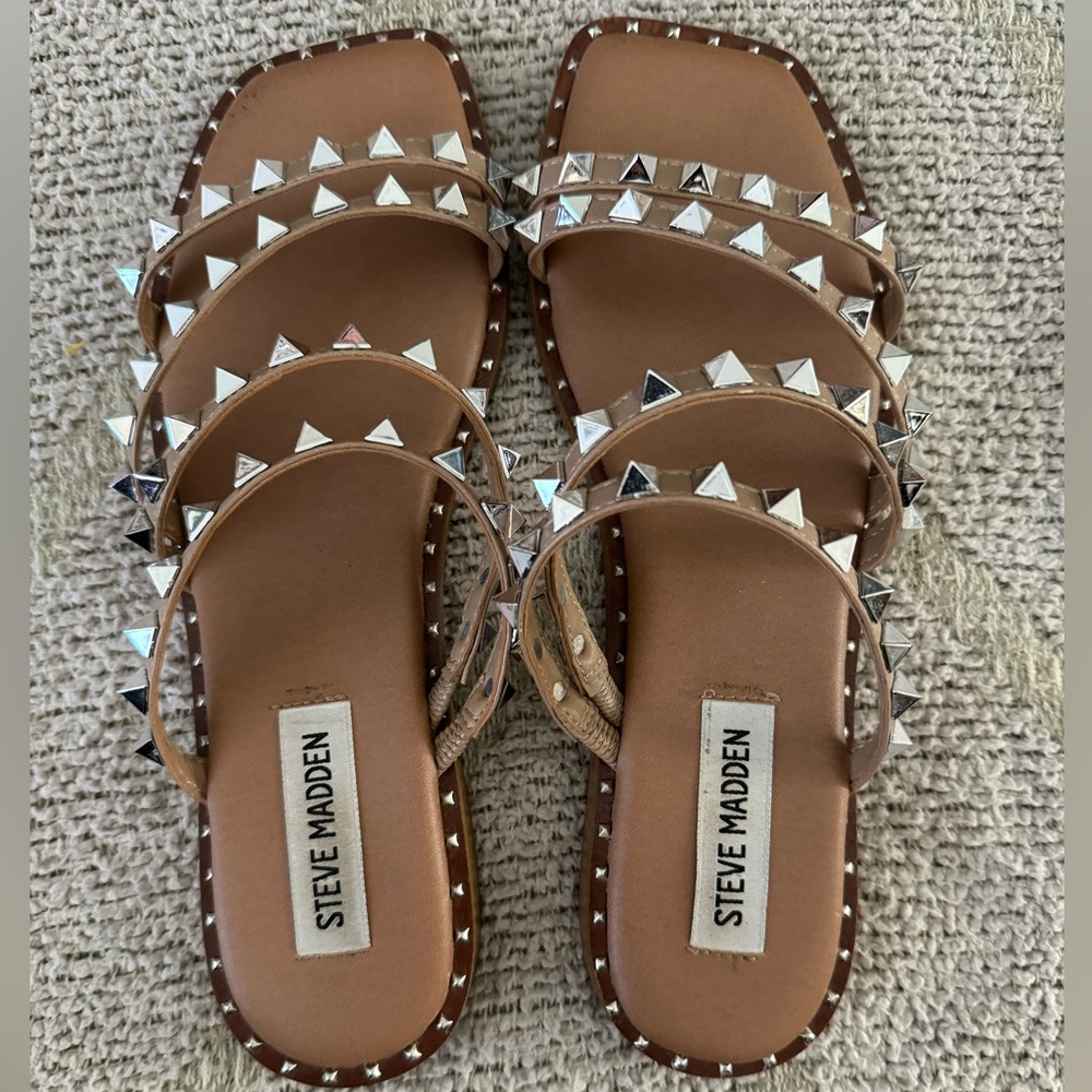 Steve Madden Skyler Flat Sandal